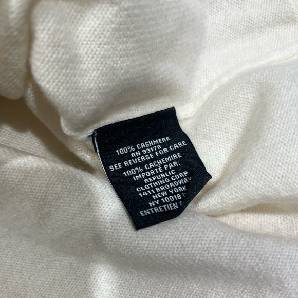 House of Harlow 1960 Ivory 100% Cashmere Cardigan Sweater Small - Picture 9 of 13